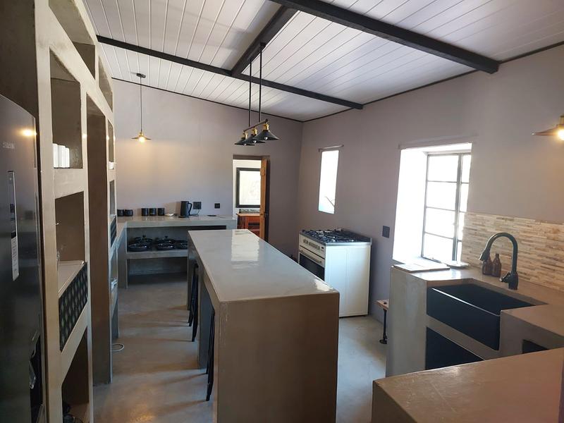 2 Bedroom Property for Sale in Nieuwoudtville Northern Cape